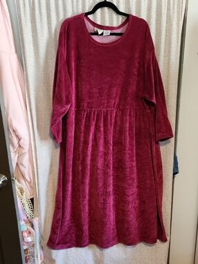 Vintage Erika & Company Deep Raspberry Velvet Dress